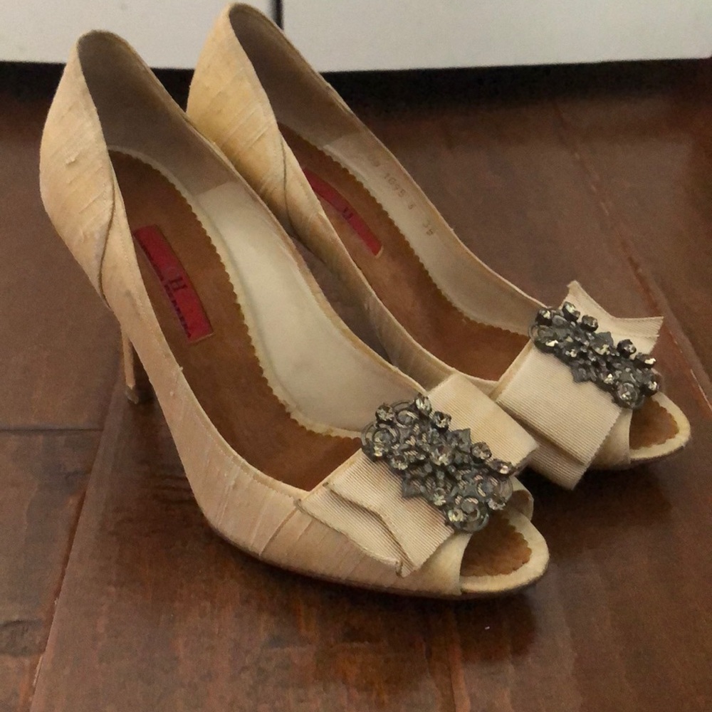 Carolina Herrera silk heels